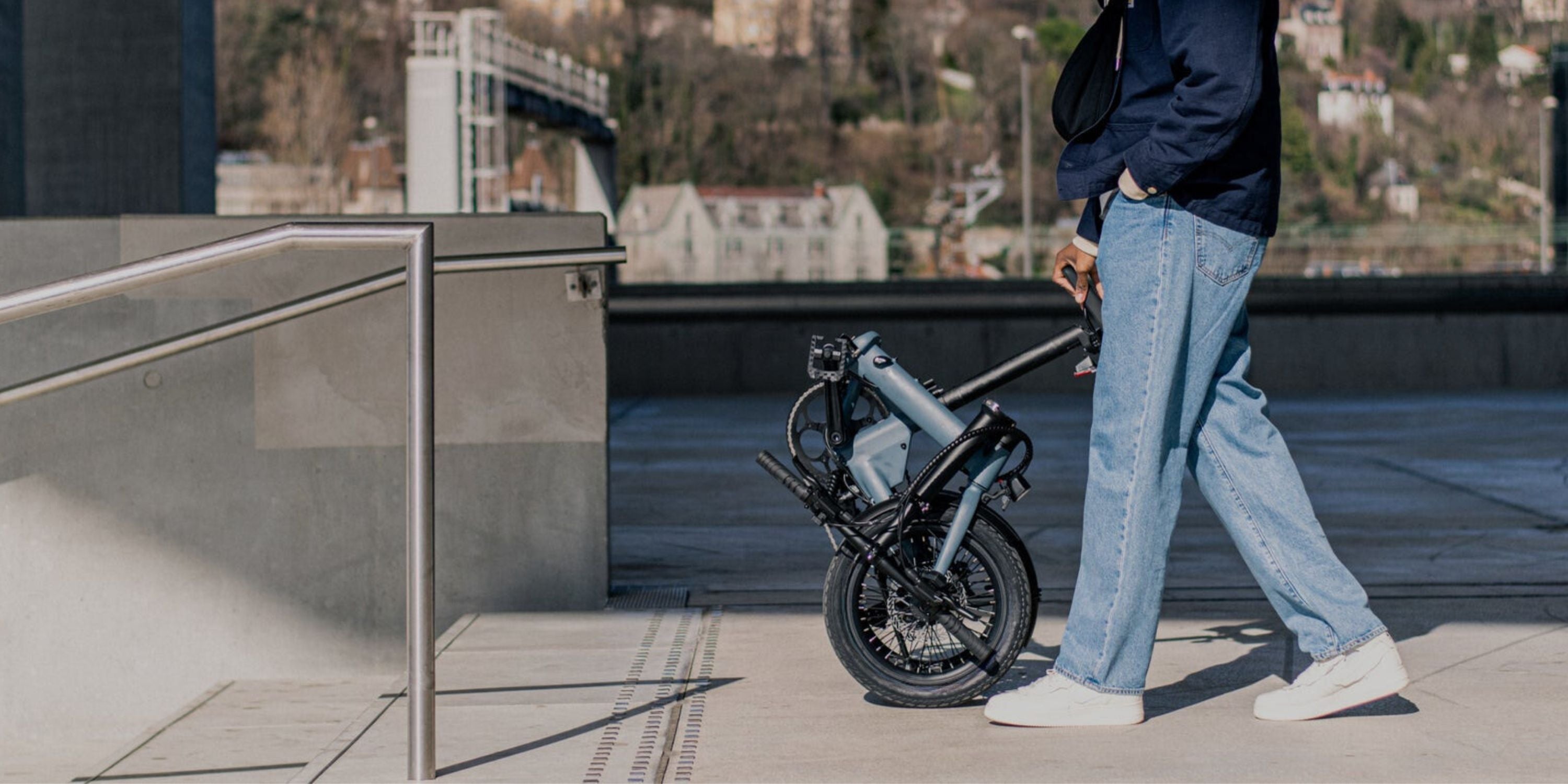The Lightest Folding E-Bike for City Commuters: Meet Qualisports Nemo