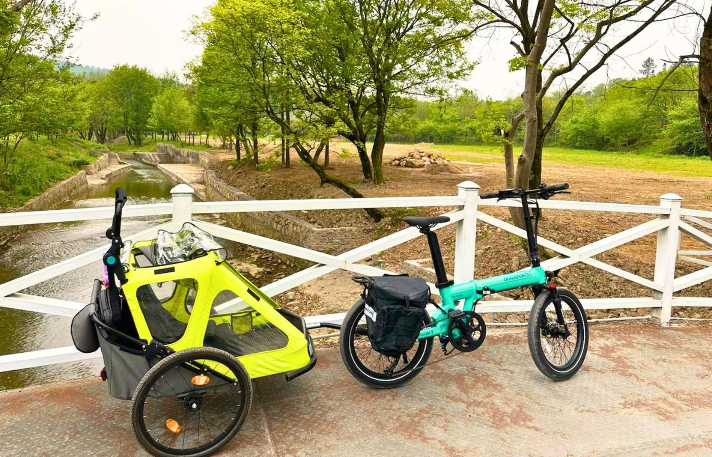 qualisports model 5 lightweight folding electric bike with trailer